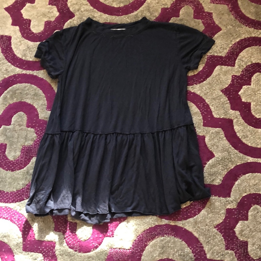Navy blue flowy bottom tshirt